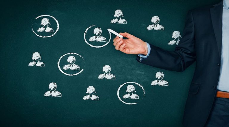 چگونه مخاطب هدف را به درستی انتخاب کنیم؟